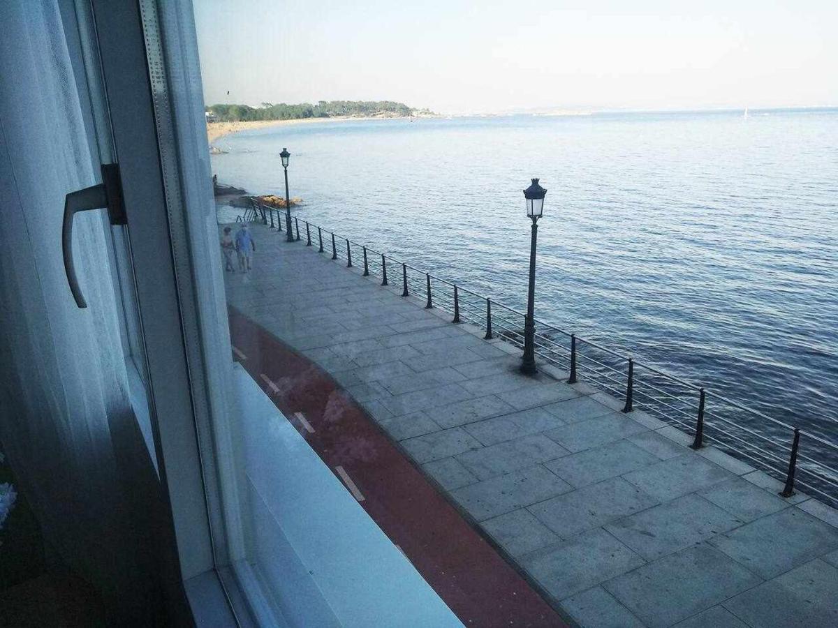 Apartamento Frente Al Mar Playa De Coroso Ribeira Εξωτερικό φωτογραφία