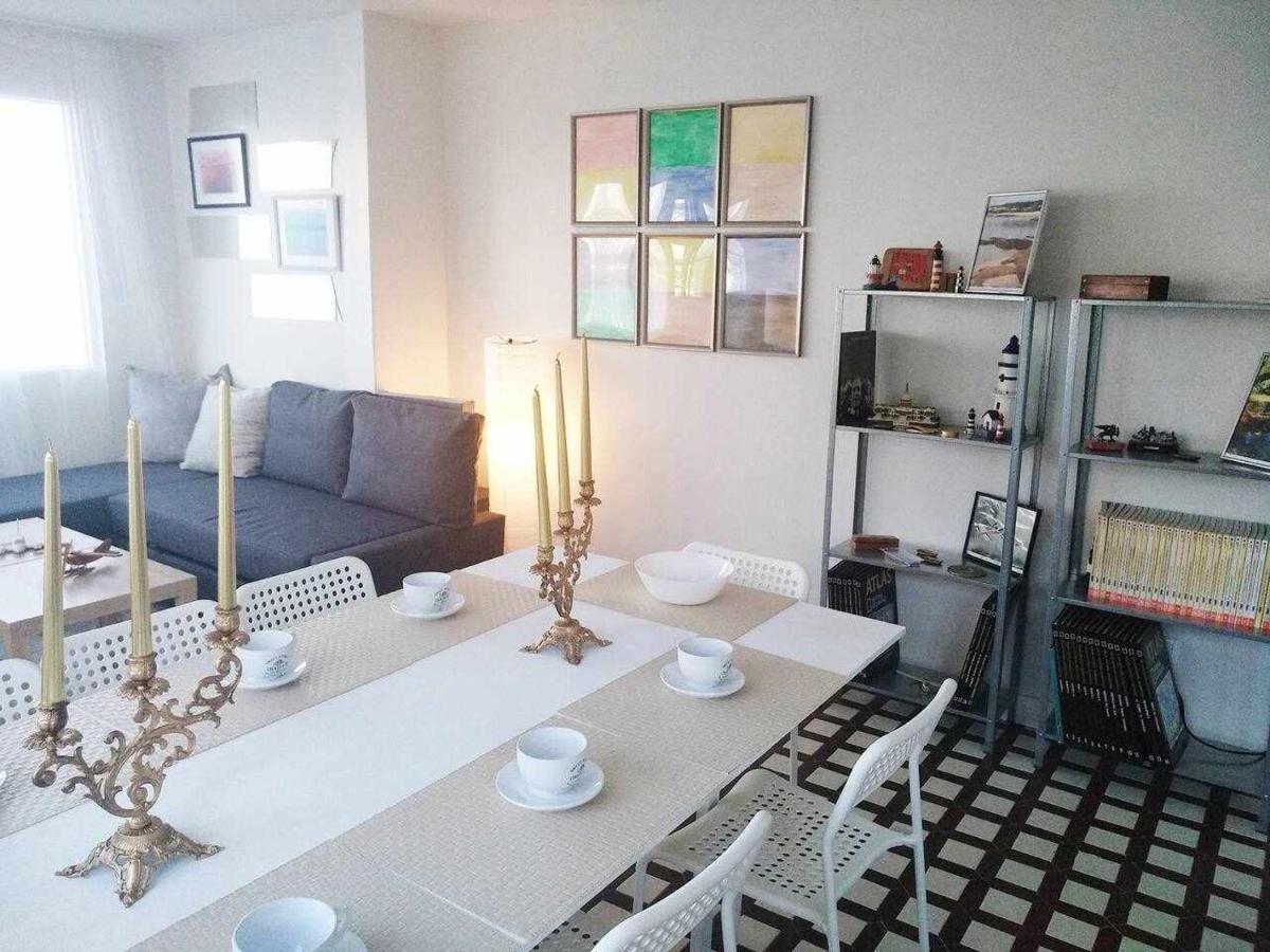 Apartamento Frente Al Mar Playa De Coroso Ribeira Εξωτερικό φωτογραφία